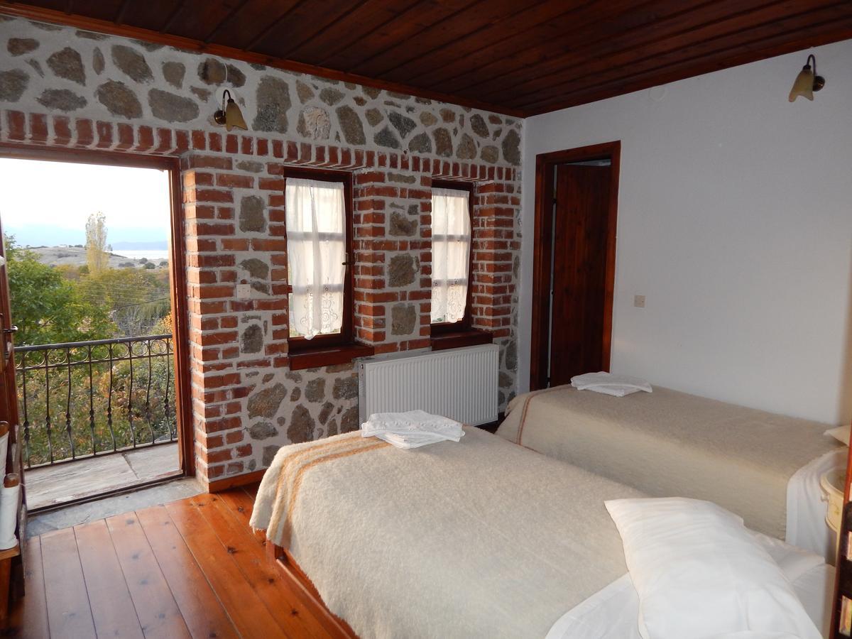 Ξενώνας Αριάδνη - Guesthouse Ariadni Lemos Екстериор снимка