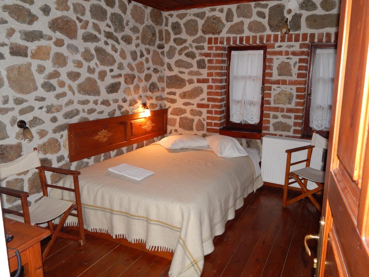Ξενώνας Αριάδνη - Guesthouse Ariadni Lemos Екстериор снимка